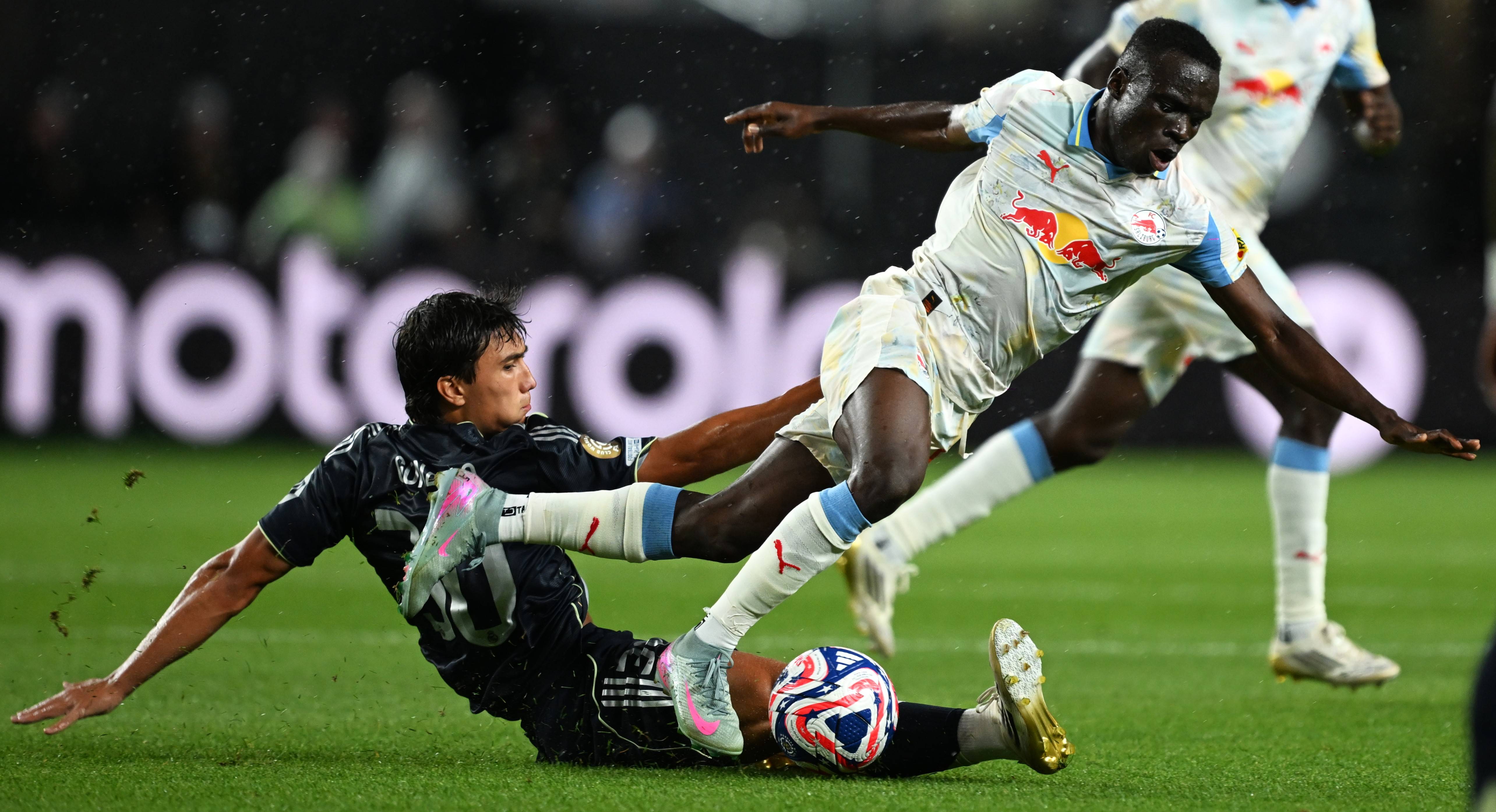 赛后欧冠焦点战，达拉斯独行侠外线爆发，媒体盛赞，心理建设被强调(达拉斯独行侠出战名单)