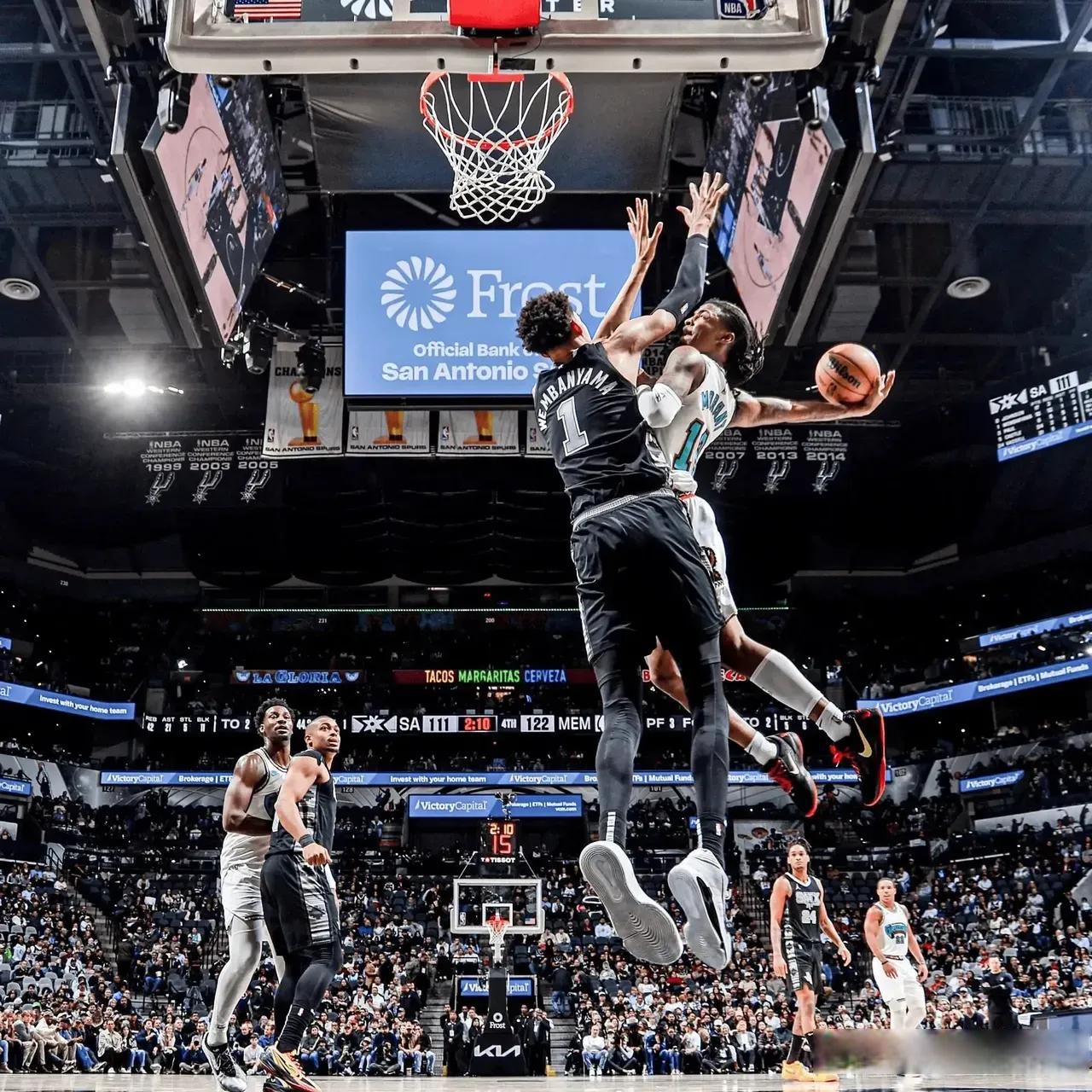 萨巴伦卡赛后采访视频